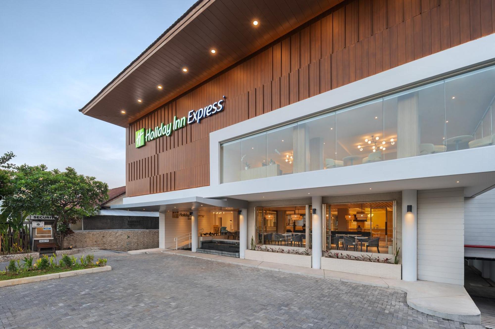 Holiday Inn Express Bali Sunset Road By Ihg Kuta  Luaran gambar